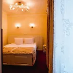Hotel Natalia 18 3*
