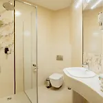 Natalia 18 Hotel 3*
