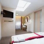Natalia 18 Hotel 3*
