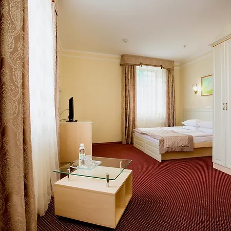 Hotel Natalia 18 Lvov