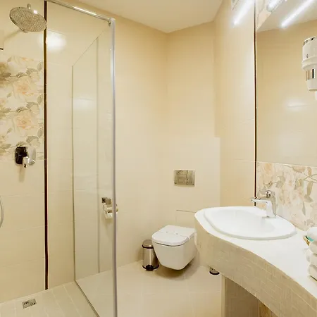 наталия 18 Отель 3*