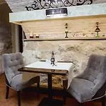 Готель наталія 18 3*