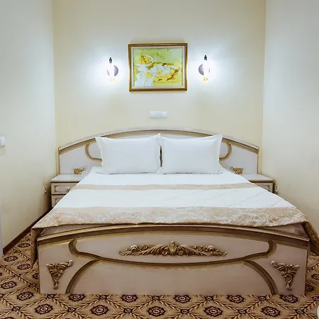 Natalia 18 Hotel Lviv